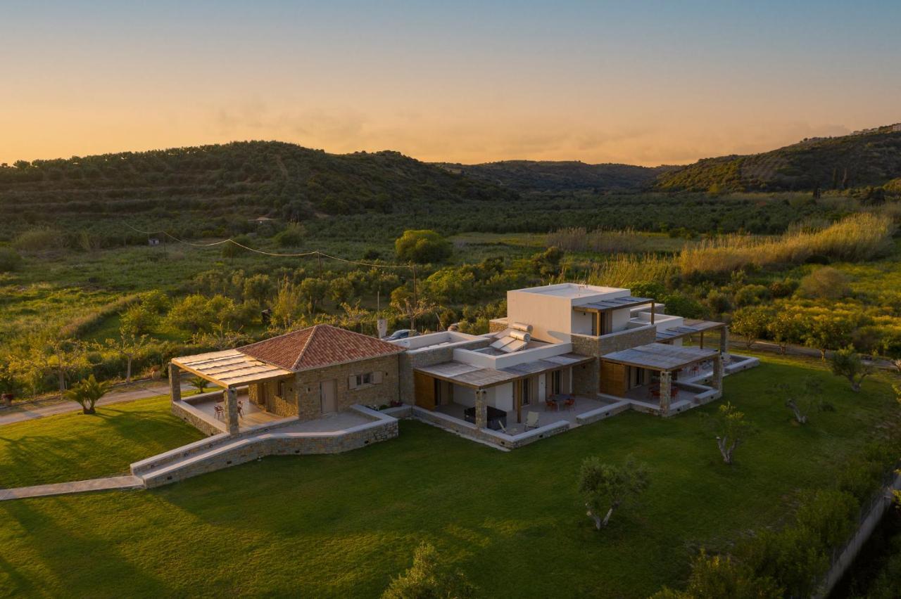 Quinta Essentia Suites Foiníki Esterno foto