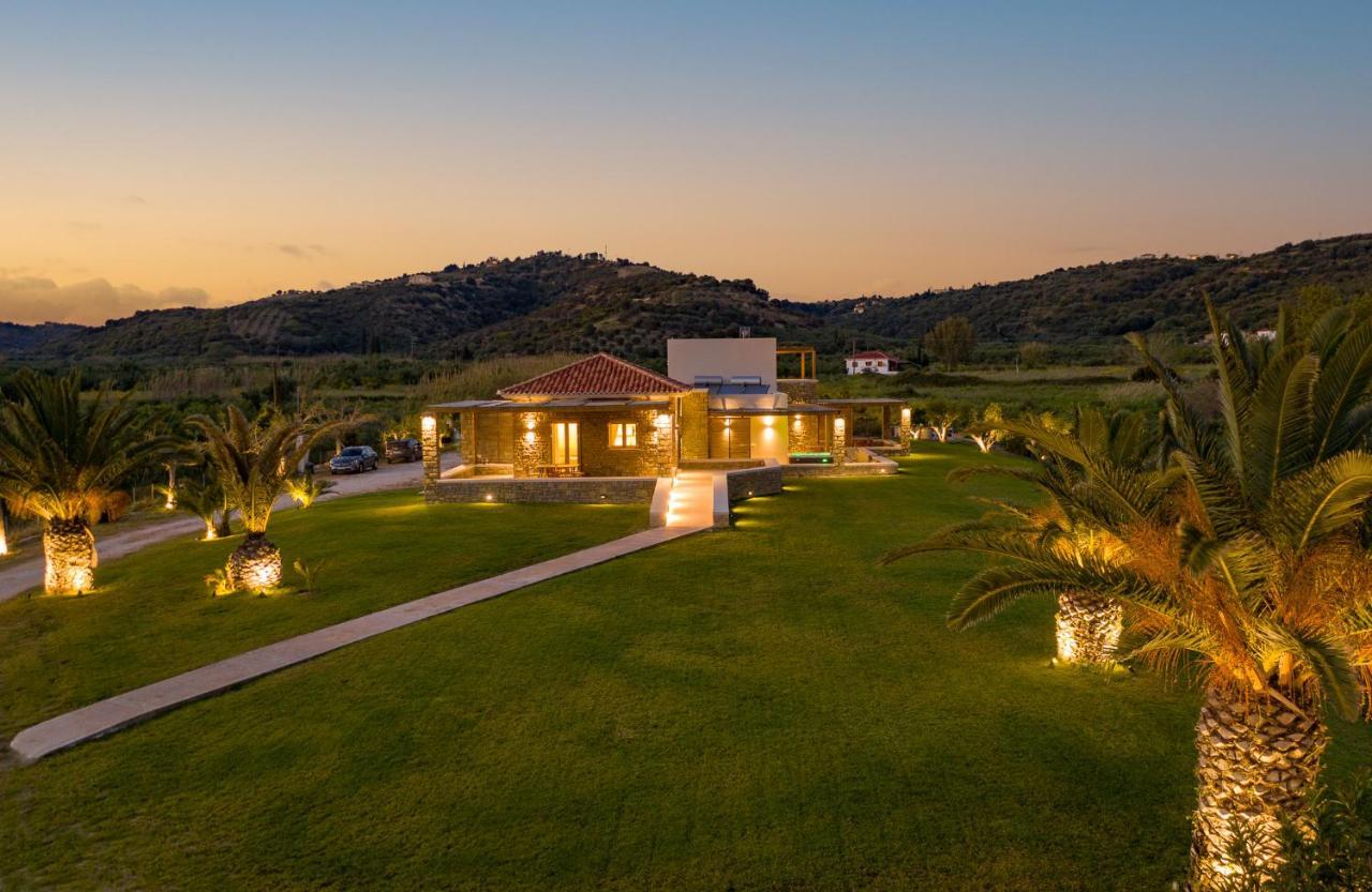 Quinta Essentia Suites Foiníki Esterno foto