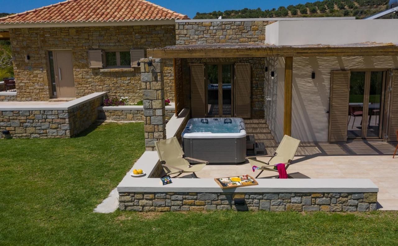 Quinta Essentia Suites Foiníki Esterno foto