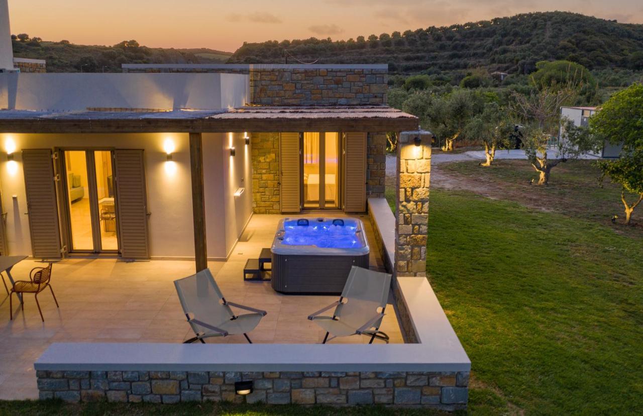 Quinta Essentia Suites Foiníki Esterno foto