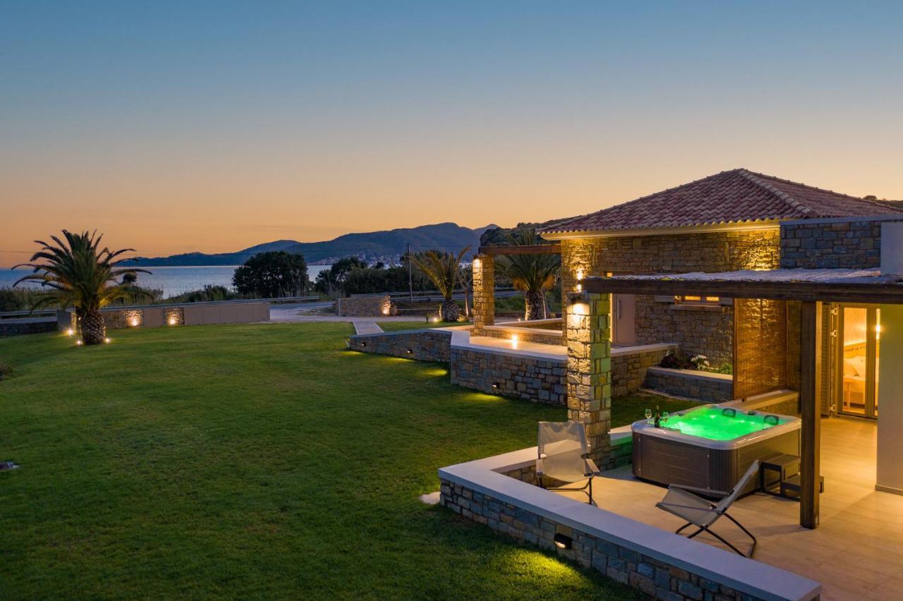 Quinta Essentia Suites Foiníki Esterno foto